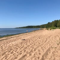 Photo taken at Tarkhovka Beach by Yulia Lulika M. on 8/19/2019