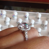 Photo taken at Midtown Jewelers by Rachelle F. on 10/17/2014