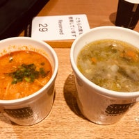 Photo taken at Soup Stock Tokyo by まいうー f. on 8/4/2019