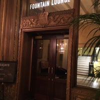 รูปภาพถ่ายที่ Fountain Lounge โดย Terrence S. เมื่อ 7/4/2017