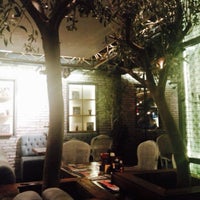 Foto tirada no(a) NOA Restaurant &amp;amp; Bar por Öznur K. em 8/4/2015