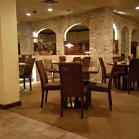 Foto tirada no(a) Chicanes Restaurant &amp;amp; Bar por Leonard N Sheree H. em 4/26/2016