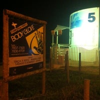Photo taken at Clube de Surf Posto 5 - Body Glove by Rômulo C. on 10/16/2012