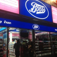 Photo taken at Boots by NEUNG Thanajittara G. on 11/30/2012