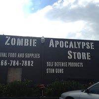 Снимок сделан в Zombie Apocalypse Store пользователем Dana A. 8/19/2012