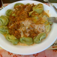 Photo taken at Mondo Spaghetti by Andrea C. on 3/25/2012