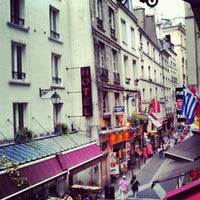 รูปภาพถ่ายที่ Hôtel Albe โดย migbO เมื่อ 8/25/2012