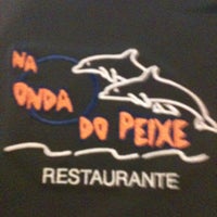 Foto diambil di Na Onda do Peixe oleh Marcio Issao W. pada 8/2/2012
