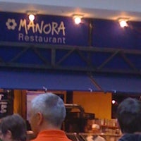 Photo prise au Manora Restaurant par Erhard R. le4/12/2012