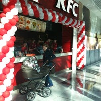 Photo taken at KFC by Andris D. on 4/27/2012