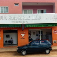 Photo taken at CFC Auto Moto Escola União by Déborah X. on 5/23/2012