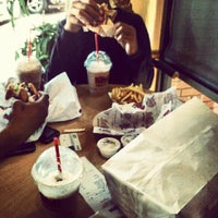 Photo taken at The Habit Burger Grill by Ben V. on 9/7/2012