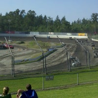 รูปภาพถ่ายที่ Skagit Speedway โดย Staci A. เมื่อ 7/8/2012