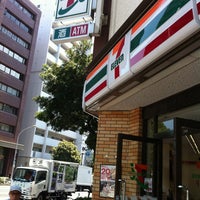 Photo taken at セブンイレブン 横浜翁町1丁目店 by Akio K. on 5/19/2012