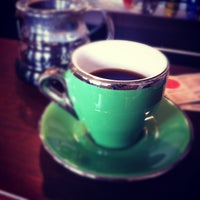 Foto tirada no(a) Onyx Coffee Bar por Seth T. em 4/25/2012
