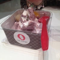 Photo taken at Red Mango by aviandre s. on 8/12/2012