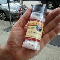 รูปภาพถ่ายที่ The Salt Table โดย Camille R. เมื่อ 8/24/2012