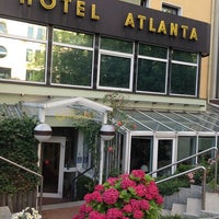 Photo taken at Centro Hotel Atlanta by Mikhail K. on 7/22/2012