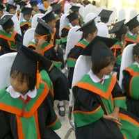 Photo taken at โรงเรียนวัดพระยาสุเรนทร์ (บุญมี อนุกูล) by kannika m. on 3/16/2012