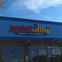 Foto tirada no(a) Jumpoline Park por M.A.D.M.A.N.™ @. em 3/17/2012