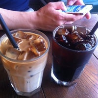 Photo prise au CHAN&#39;S Espresso Bar par Hyejin P. le6/24/2012