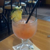 Photo taken at Applebee&#39;s Grill + Bar by Adriana Y. on 5/21/2012