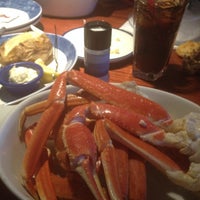Foto diambil di Red Lobster oleh Linda G. pada 2/19/2012