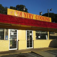 Photo taken at J&amp;amp;J Country Cooking by Kenneth C. on 5/11/2012
