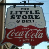 Снимок сделан в The Little Store &amp;amp; Deli пользователем Ethan D. 5/5/2012