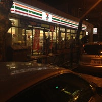 Photo taken at 7-Eleven by ハンスケ @. on 3/23/2012