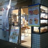 Photo taken at Kobeya Kitchen by Norikazu N. on 8/10/2012