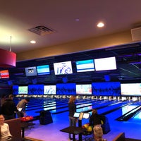 Photo taken at Circle Lanes by Andre M. on 11/10/2017