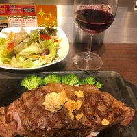 Photo taken at Ikinari Steak by Murakawa Y. on 1/13/2019