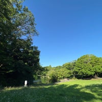 Photo taken at 鴨池公園 by Murakawa Y. on 6/24/2022