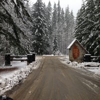 Das Foto wurde bei Tye Haus - Ski Chalet at Steven&amp;#39;s Pass von Tye Haus - Ski Chalet at Steven&amp;#39;s Pass am 2/26/2014 aufgenommen