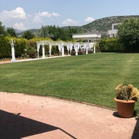 Das Foto wurde bei Altınkalp Restaurant Düğün Salonu von Oguzhan Talha C. am 6/25/2019 aufgenommen