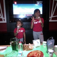 Review Suka-Suka Karaoke Keluarga