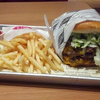 Photo taken at Fatburger by Claude C. on 8/8/2013
