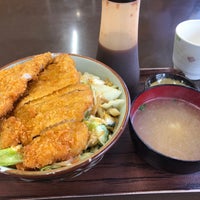 Photo taken at みどり屋食堂 by ねこさわ on 9/27/2019