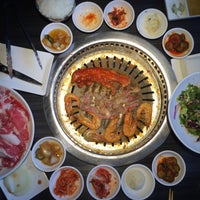 รูปภาพถ่ายที่ Gen Korean BBQ โดย Hiro เมื่อ 1/28/2016