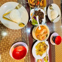 Photo taken at Usman Thai Muslim Food (อุสมาน) by Rihka Dihahs on 9/1/2023