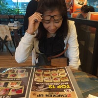 Photo taken at Chicken Up by Clareesuhh on 12/10/2015