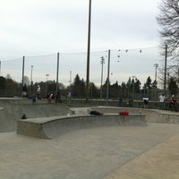 Photo taken at Lower Woodland Skate Park by 0_sentinel_0 ☆. on 4/4/2013