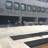 Photo taken at Tribunal Superior de Justicia de la Ciudad de México - Juzgados de lo Familiar by BIGGIE FROSTHA G. on 2/7/2019