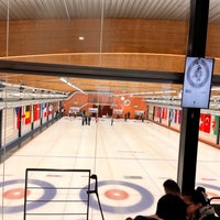Photo taken at Curling aréna by Tomas M. on 4/2/2022