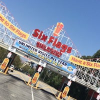 Photo taken at Six Flags Magic Mountain by Faye A. on 8/20/2015