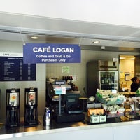 Photo taken at Café Logan by COGITO on 7/24/2015