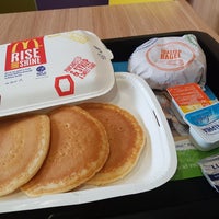 Photo taken at McDonald&amp;#39;s by Suzie O. on 7/7/2019