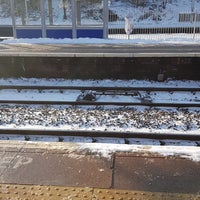 Photo taken at Platform 4 (E&amp;#39;bound Elizabeth Line) by Suzie O. on 2/28/2018