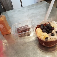 Photo taken at Juicebaby by Suzie O. on 8/3/2018